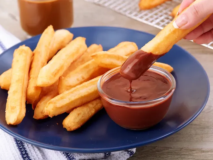 Churros with Creamy Rich Chocolate Sauce