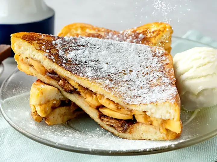 KITKAT and Banana French Toast Recipe