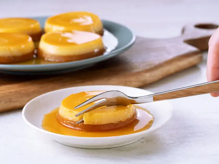 Creamy Kutsinta de Leche