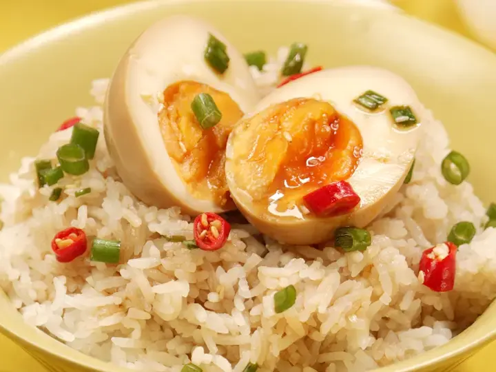 Mayak Eggs