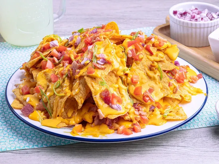 Cheesy Nachos Overload