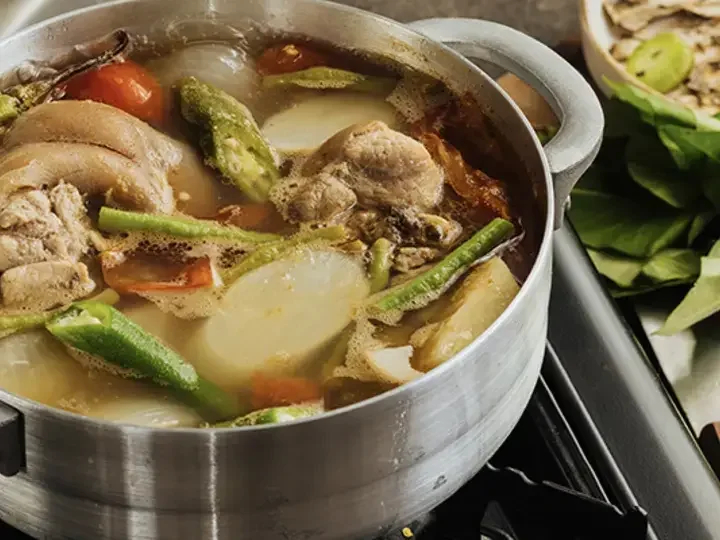 Sinigang na Pata Main