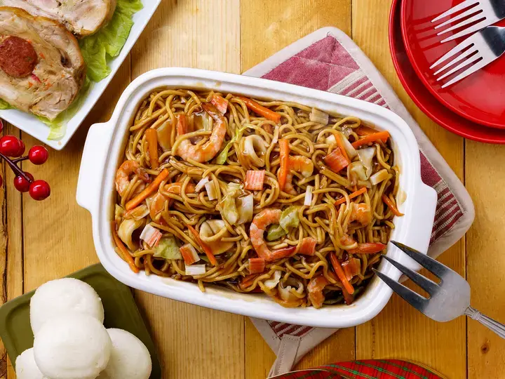 Supreme Seafood Pansit Canton