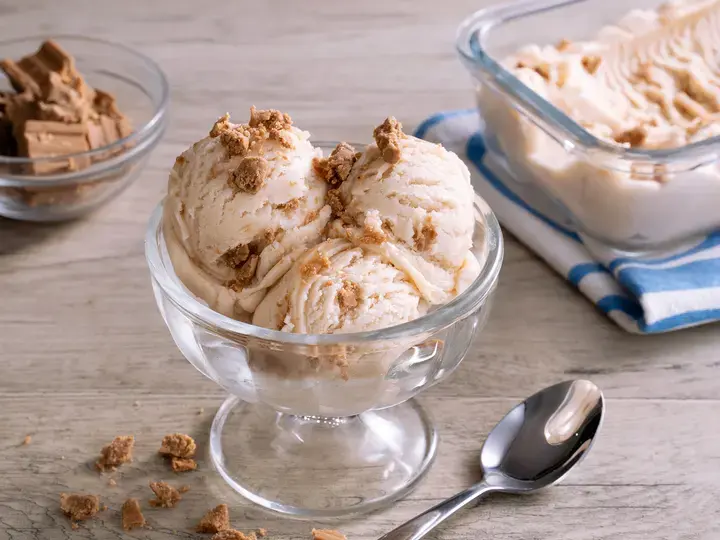 chocnut flavored ice cream