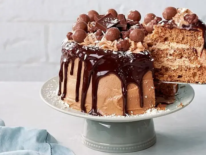 Easy Mocha Mini Cake Recipe | Create with NESTLÉ®