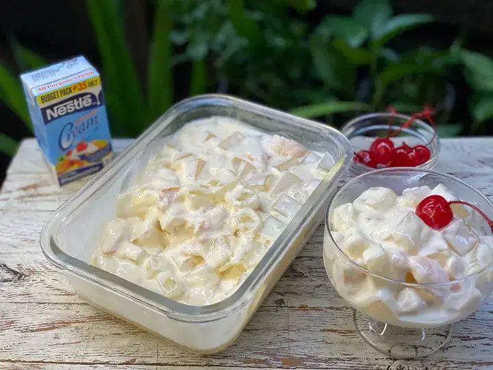 creamy almond and lychee jelly salad