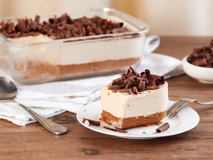 Cake made with NESCAFÉ Creamylatte