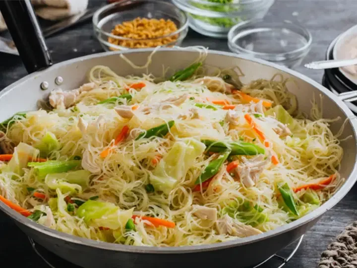 Pancit Bihon Guisado Main