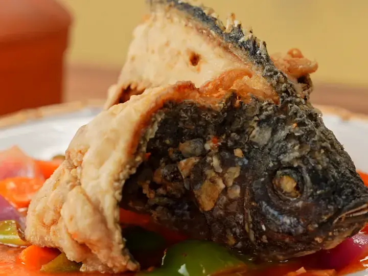 Eskabecheng Binukadkad na Tilapia