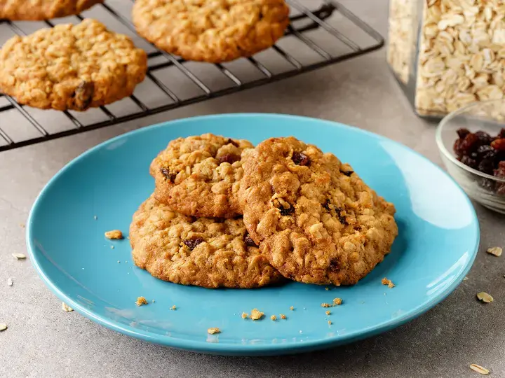 Oatmeal and Raisin Cookies