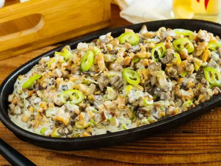 Sizzling Good Creamy Sisig