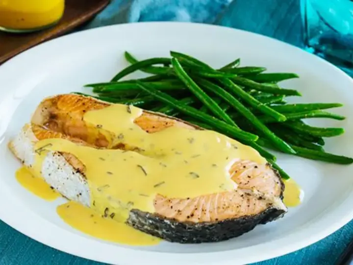 Pan Seared Salmon with Mustard Cream Sauce