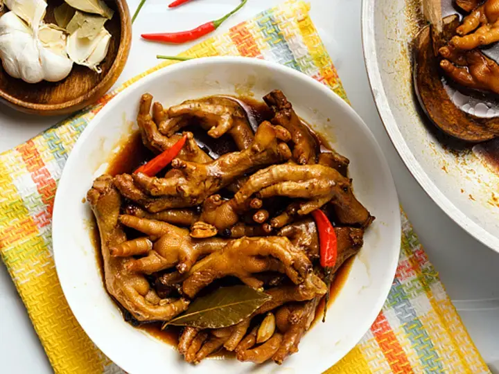 Chicken Feet Adobo
