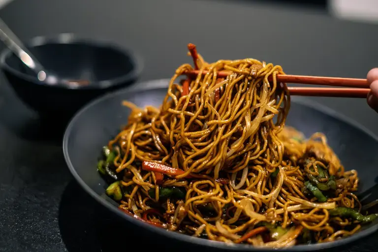Achari Chowmein