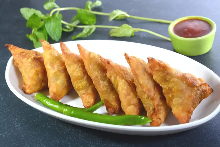 Chinese Samosa Creamy Vegetable Mixture