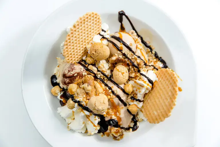 Crispy Ice Cream Sundaes