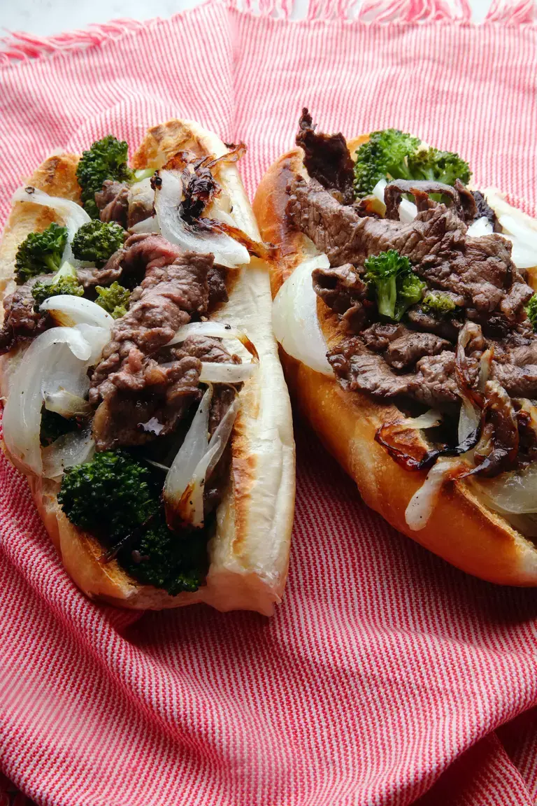 beef and broccoli buns