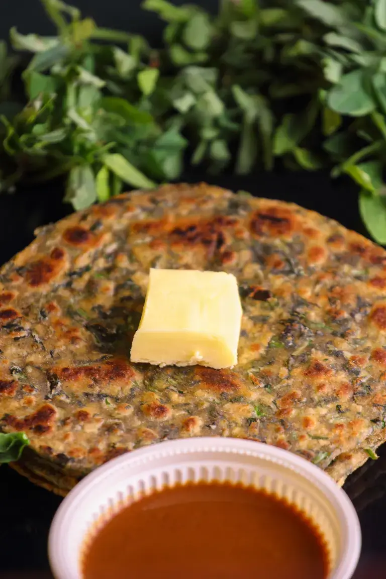Methi Makai ki Roti