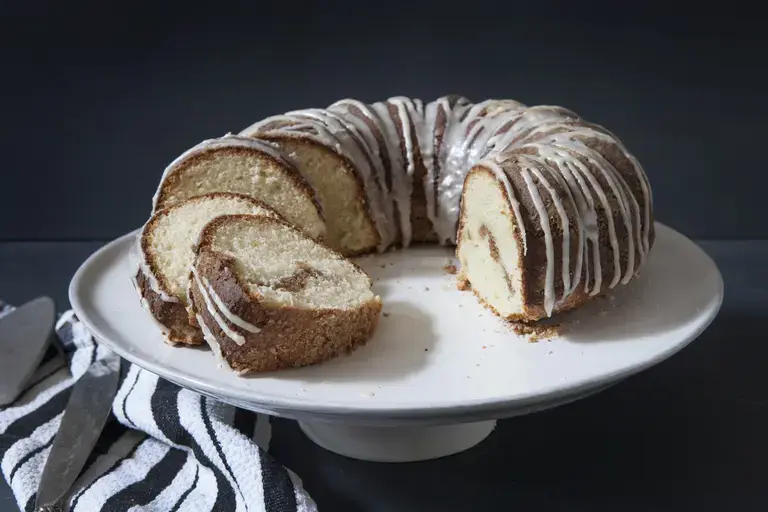 cinnamon swirl cake