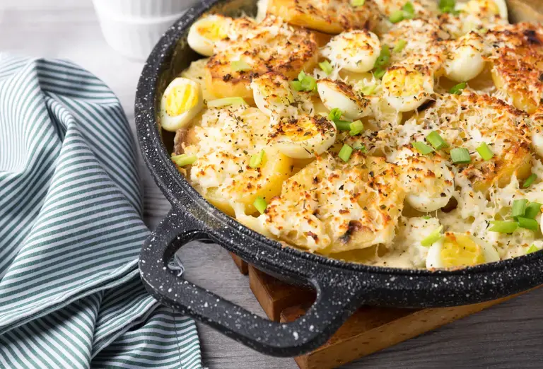 Oven-baked egg &amp; potato