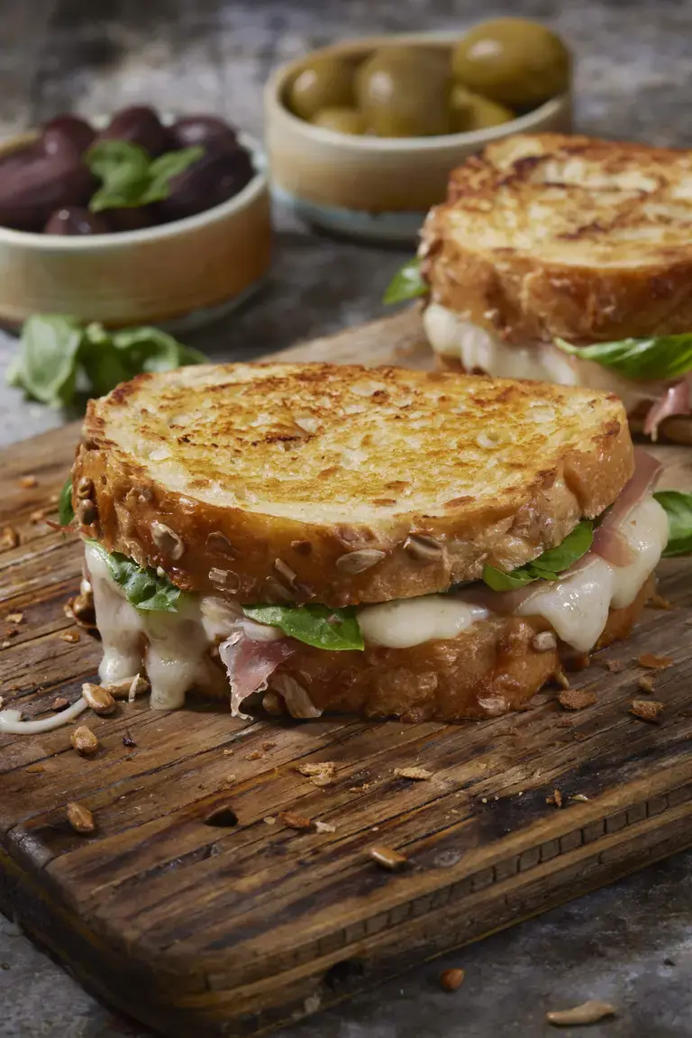 Buffalo Chicken Grilled Cheese