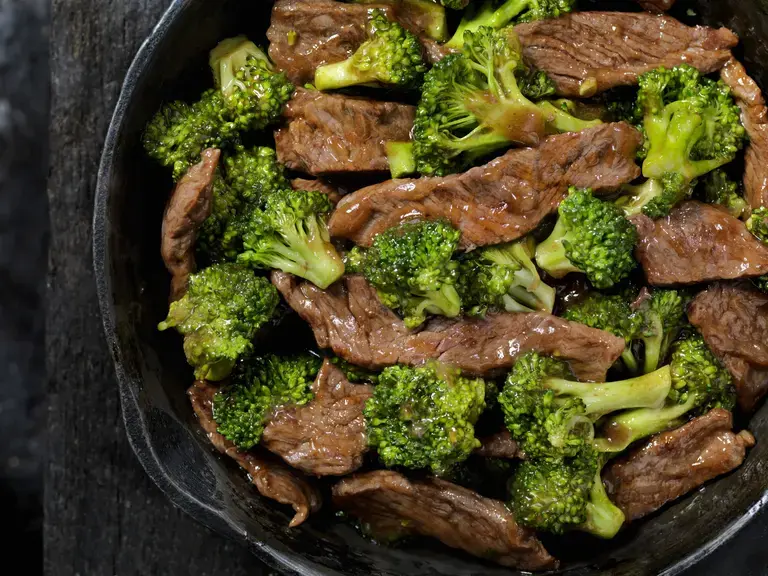 beef and broccoli stir fry