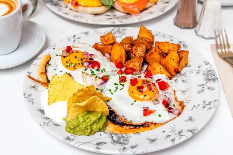 Healthy egg &amp; chips