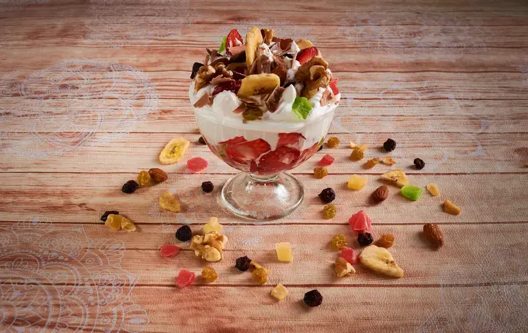 Koko crunch and yogurt parfait