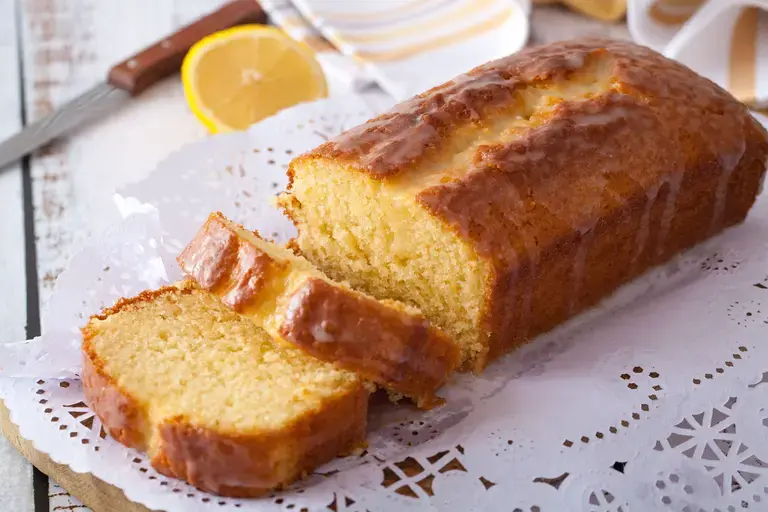 Lemon tea cake