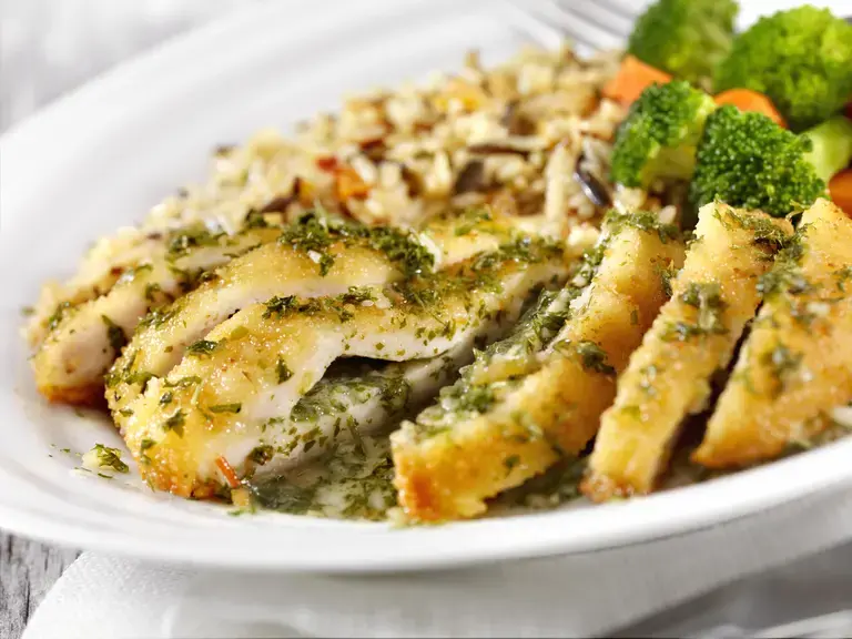 Air Fryer Chicken Breasts Stuffed with Spinach and Mushrooms