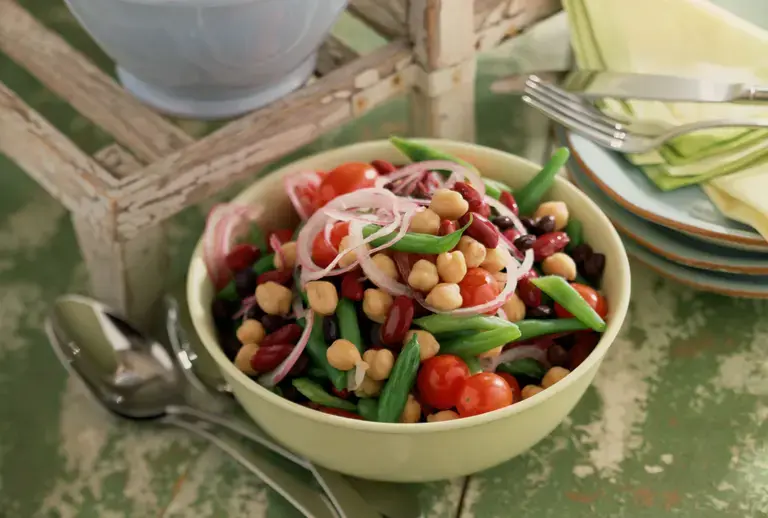 green bean nutty salad