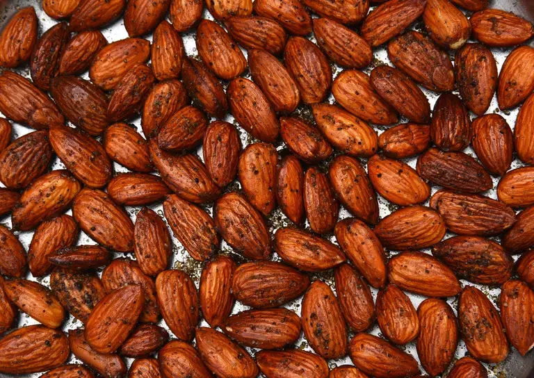 Roasted Almonds with BBQ Seasoning