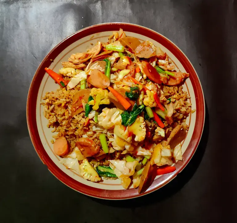 chicken and vegetable fried rice