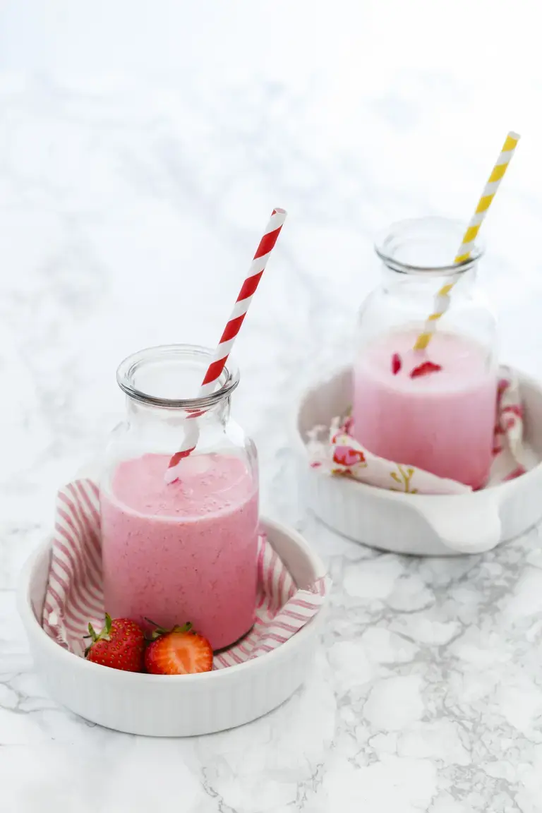 strawberry coconut lassi