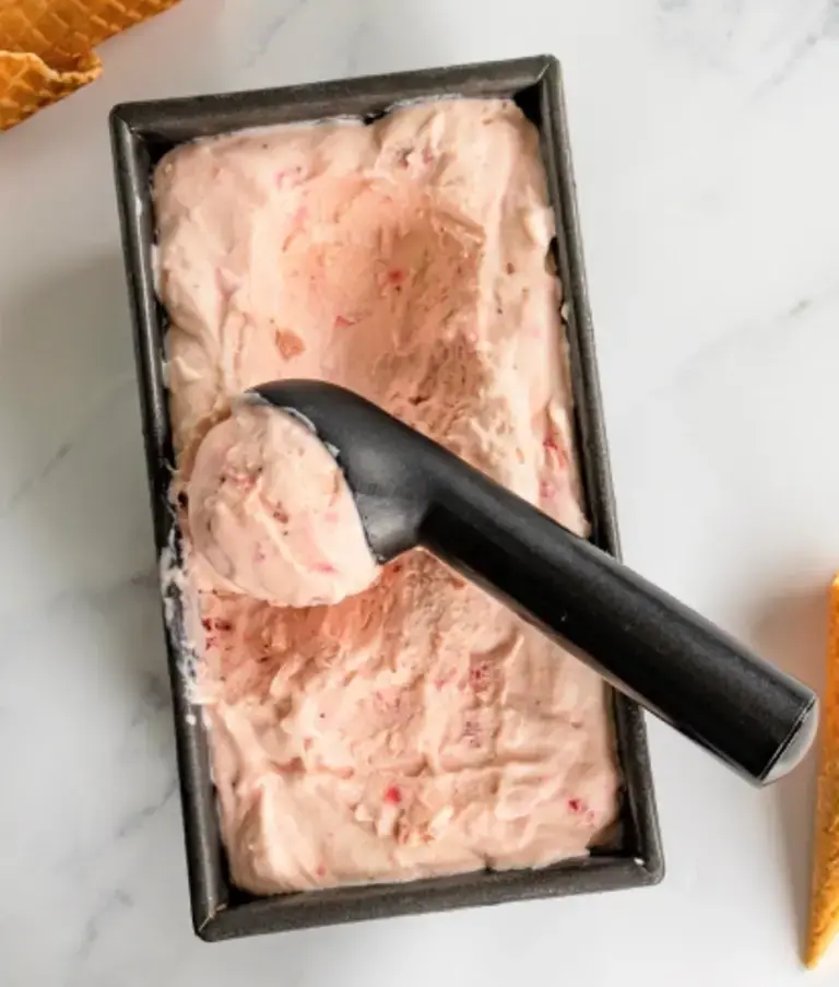 No Churn Strawberry Ice Cream Mobile
