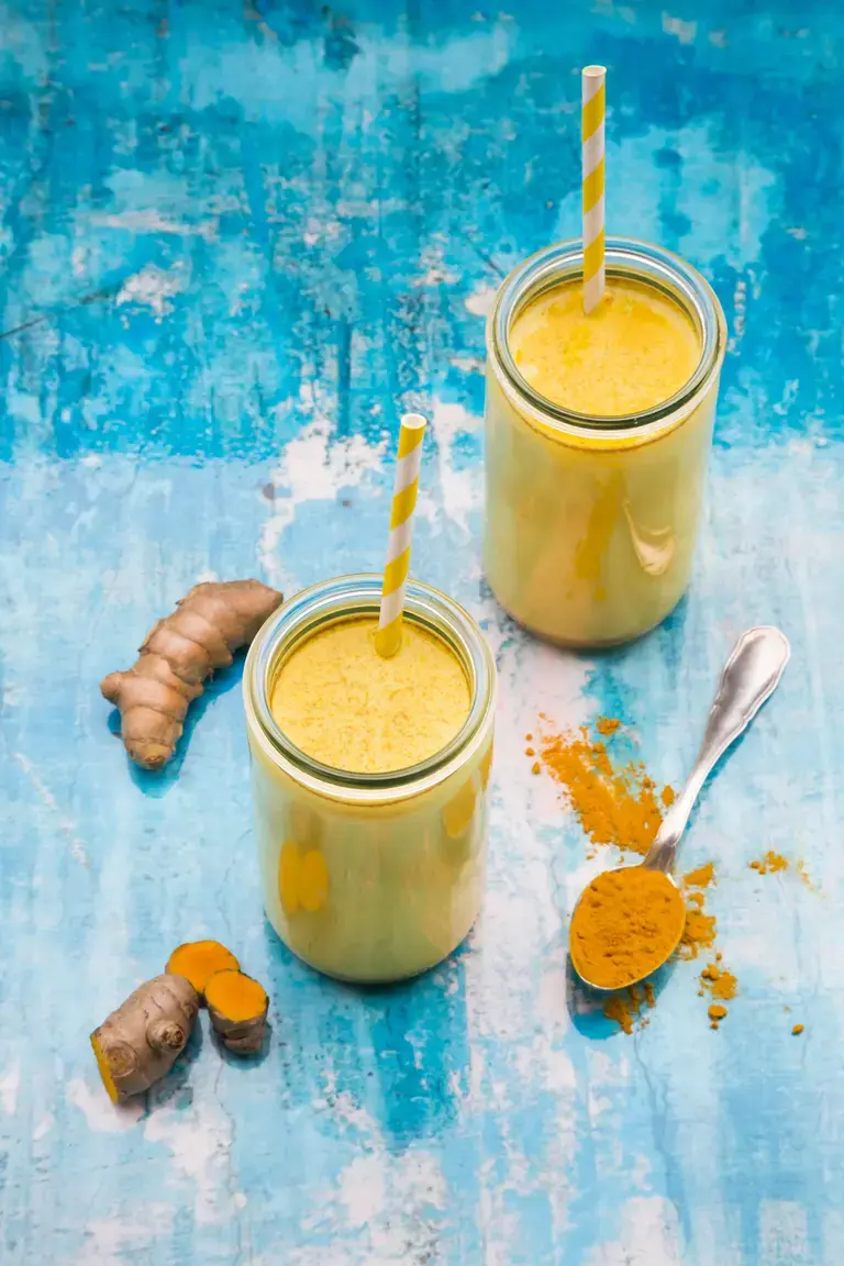 golden turmeric latte