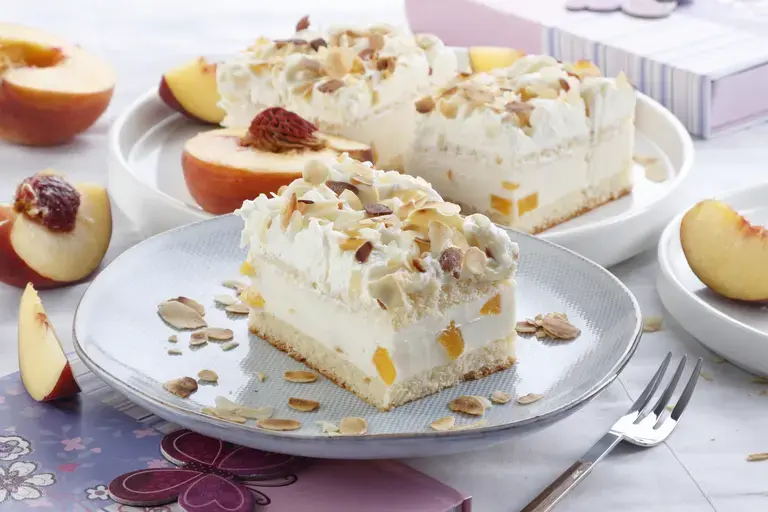 peaches and cream dessert