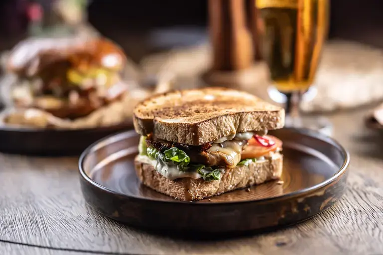 Chicken Sandwich with Sriracha Mayo