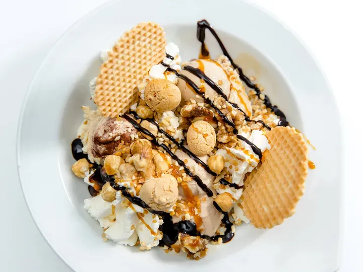 Crispy Ice Cream Sundaes