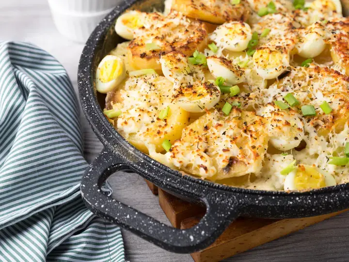 Oven-baked egg &amp; potato