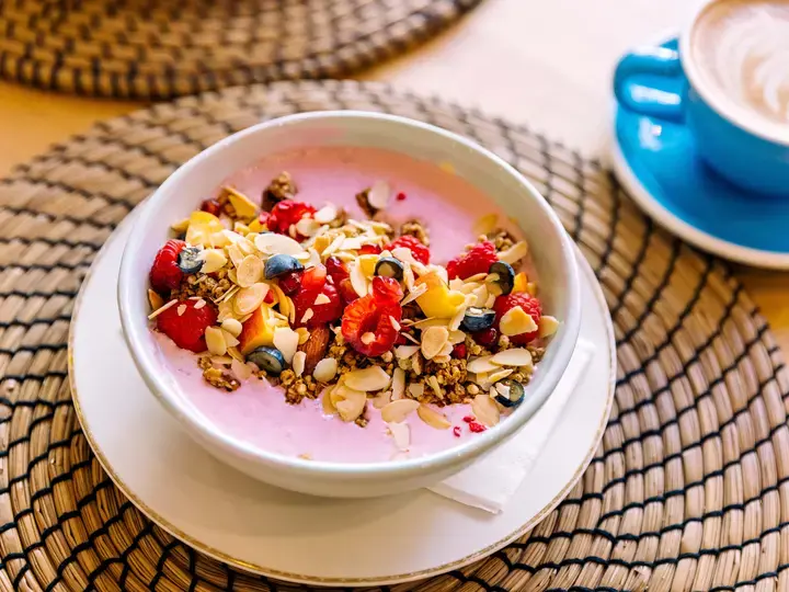 Power Fruit and oats Smoothie Bowl