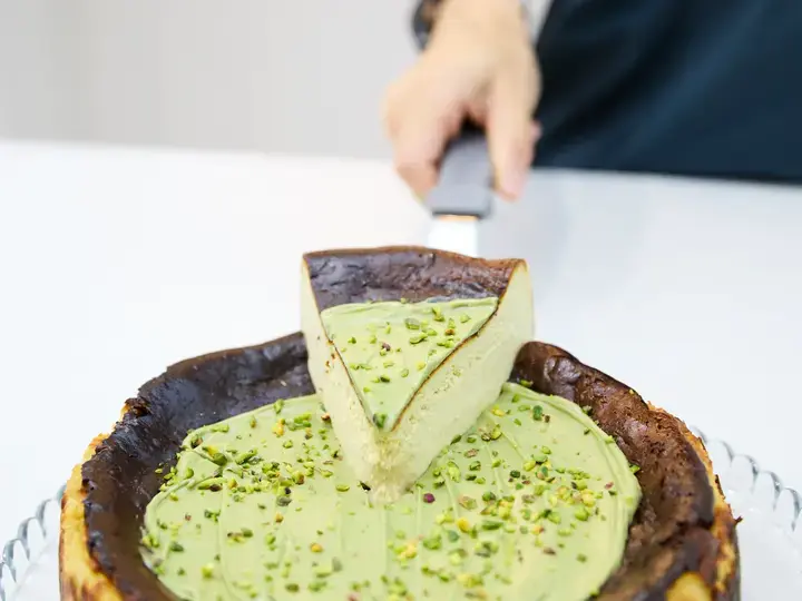 Pistachio-Walnut Cheesecake