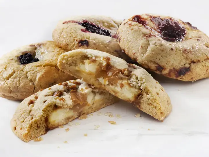 Caramel filled cookies