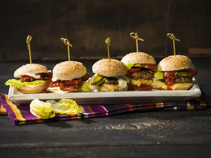 mini burgers