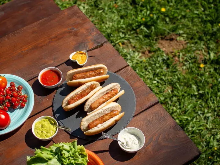 Hot dog rollsBurger rolls