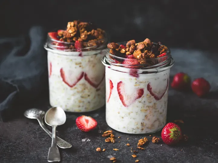 Overnight Oats with fruits and nuts