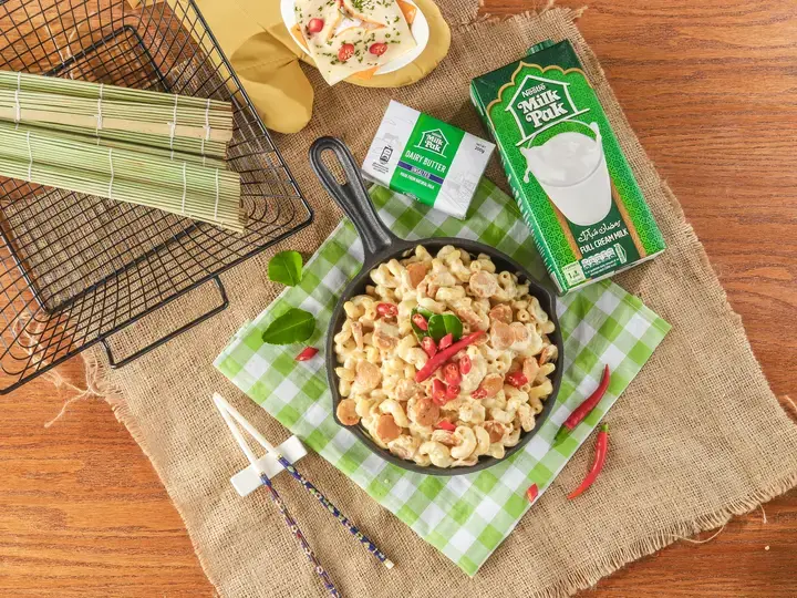 Mac &amp; Cheese with Sausages