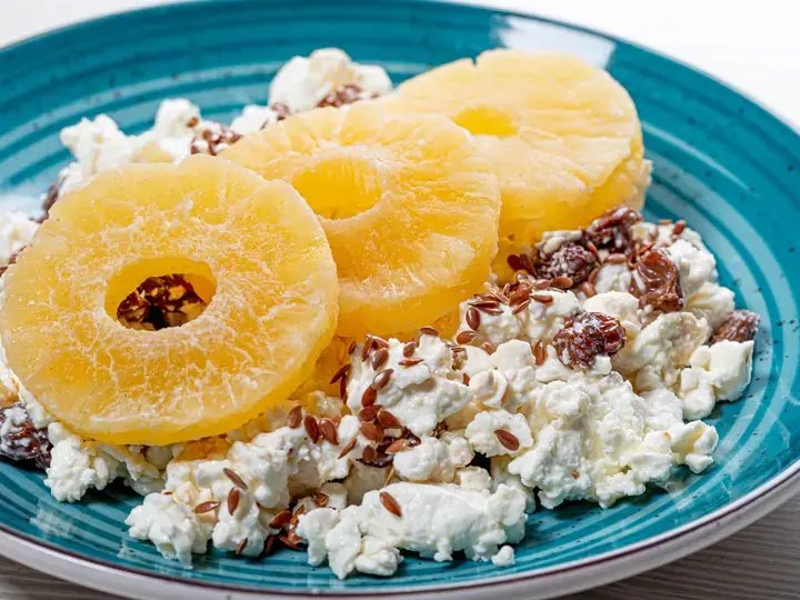 cottage cheese with pineapple