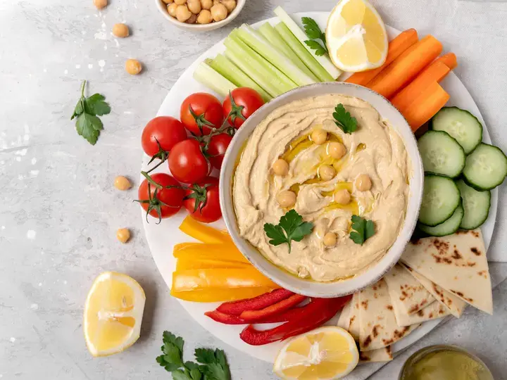 hummus with vegetables