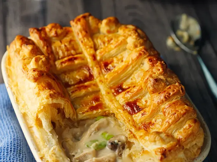 chicken and mushroom pie